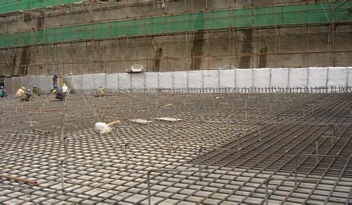  ʹ�ÿ���ê��ʩ��ʱ��Ҫ���յ��������Ʒ���